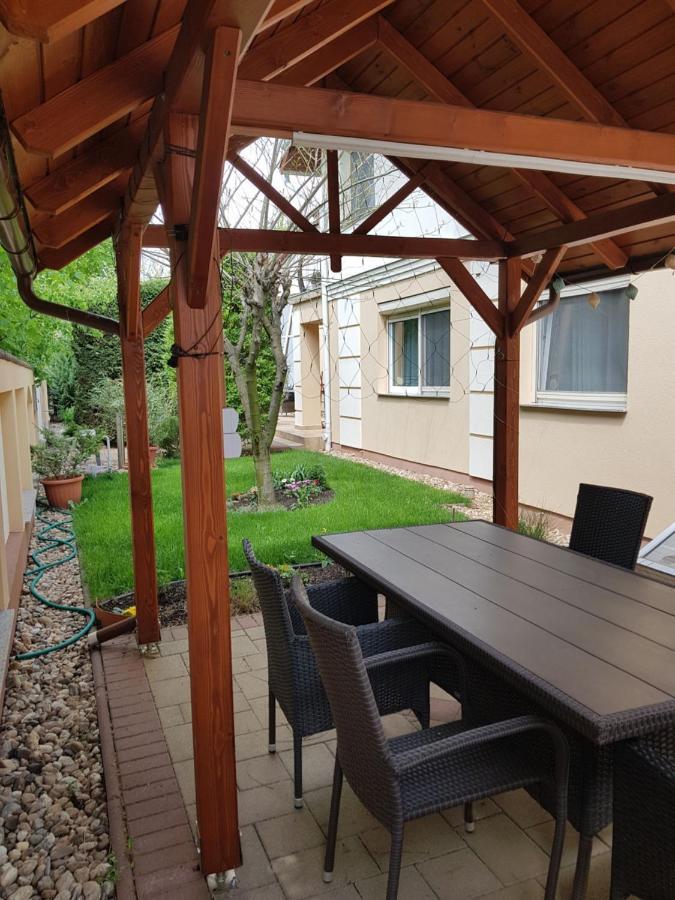 Elek Apartmanhaz Hajdúszoboszló Extérieur photo